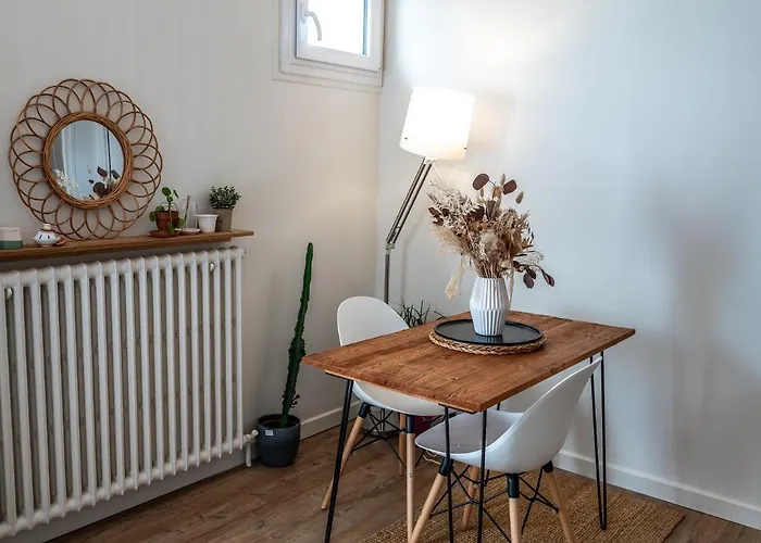 Cosy - Espace Extérieur Et Proche Du Centre Appartement *