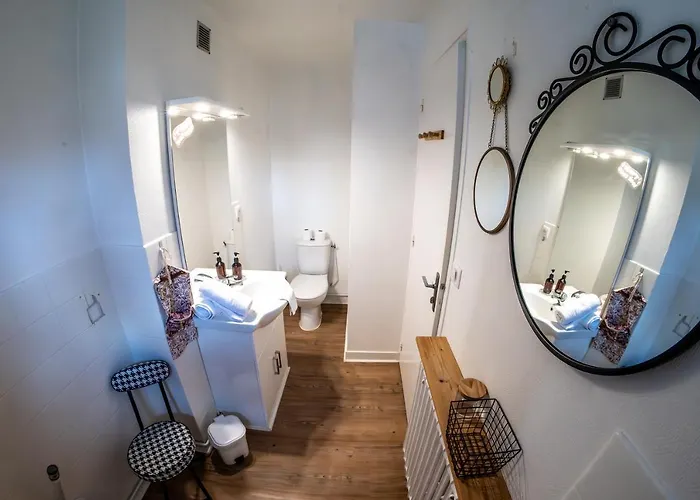 Cosy - Espace Extérieur Et Proche Du Centre Appartement *